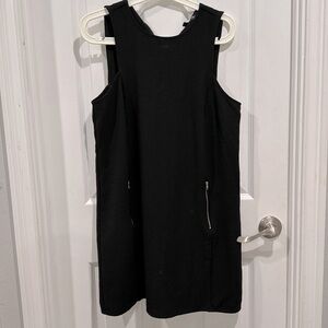 One Clothing Black dresser